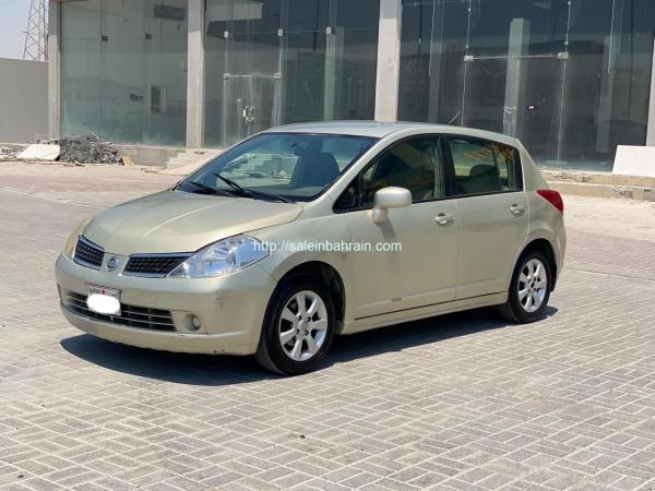 Nissan Tiida SE 2008 (Beige)