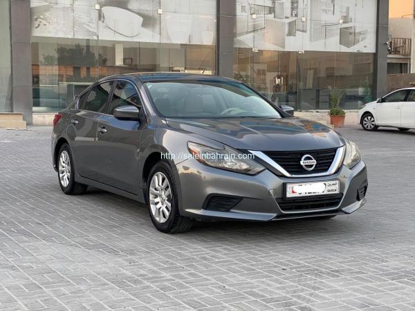 Nissan Altima 2017 (Grey)