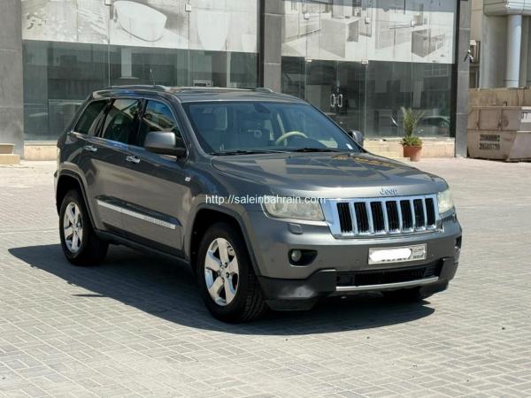 Jeep Grand Cherokee LTD 2012 (Grey)