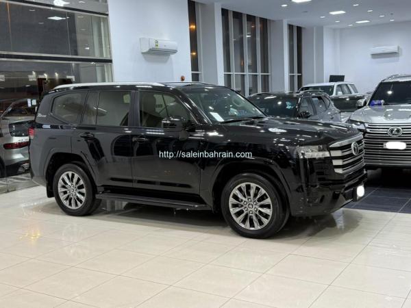 Toyota Land Cruiser GX-R 2022 (Black)