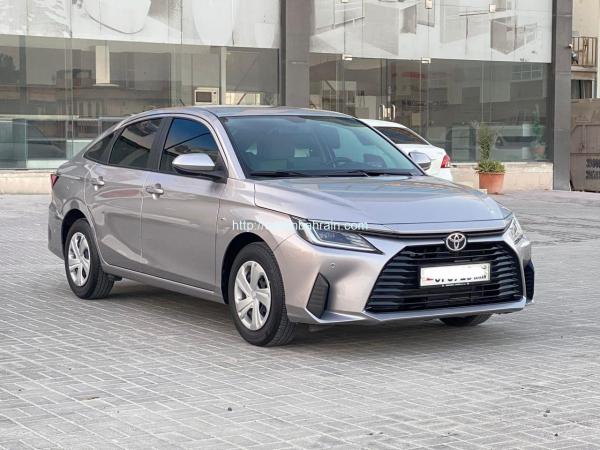 Toyota Yaris 2023 (Silver)