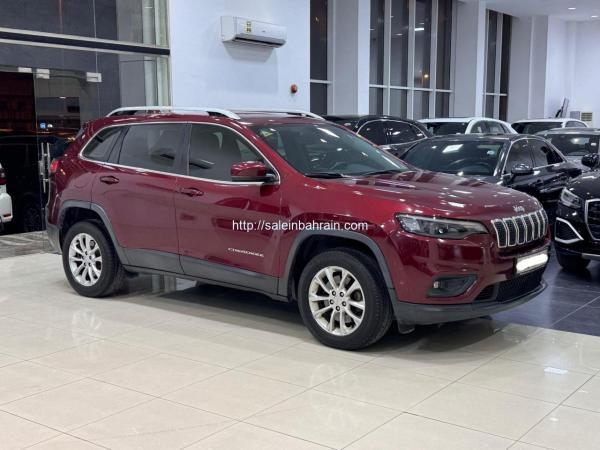 Jeep Cherokee Lngitude 2019 (Maroon)
