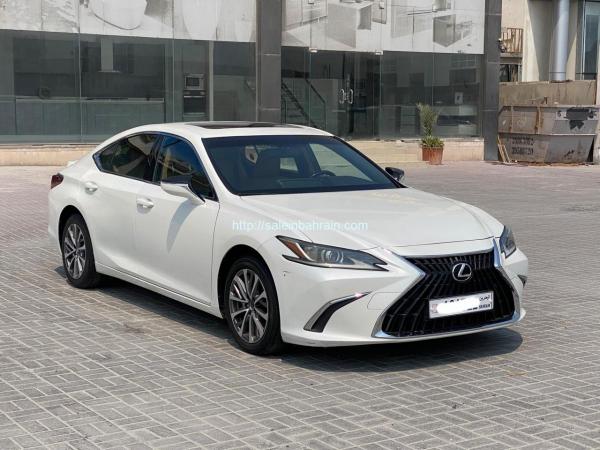 Lexus ES-300h 2023 (White)