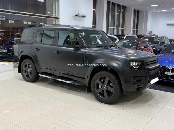 Land Rover Defender P400 / 2024 (Black)