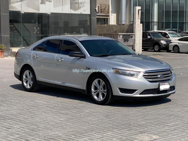 Ford Taurus 2014 (Silver)
