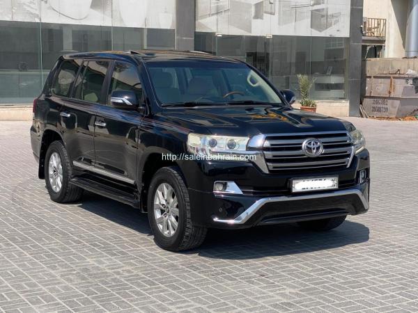Toyota Land Cruiser GXR 2018 (Black)