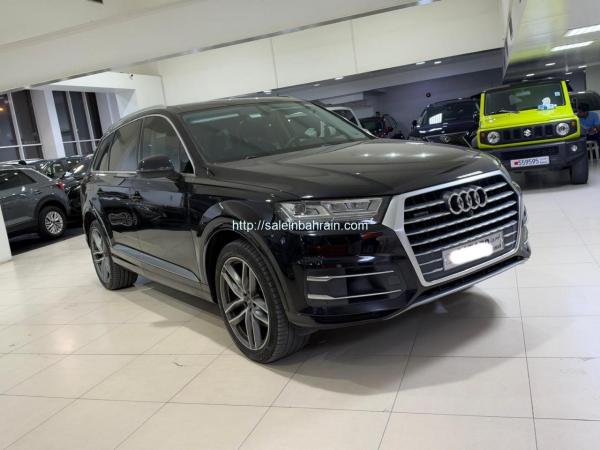 Audi Q7 / 2019 (Black)