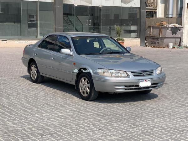 Toyota Camry 2002 (Silver)