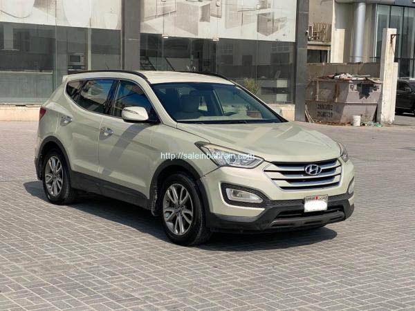 Hyundai Santafe 2014 (Beige)
