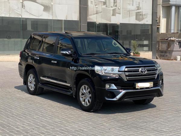 Toyota Land Cruiser GX-R 2018 (Black)