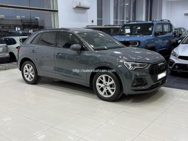 Audi Q3 / 2025 (Grey)